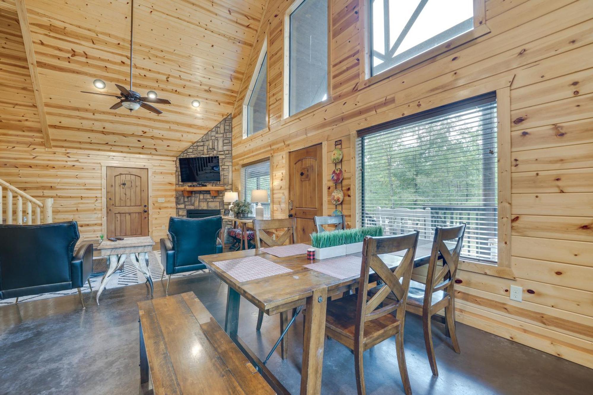 Penny Lane Lodge Broken Bow Cabin Less Than 6 Mi To Lake エクステリア 写真