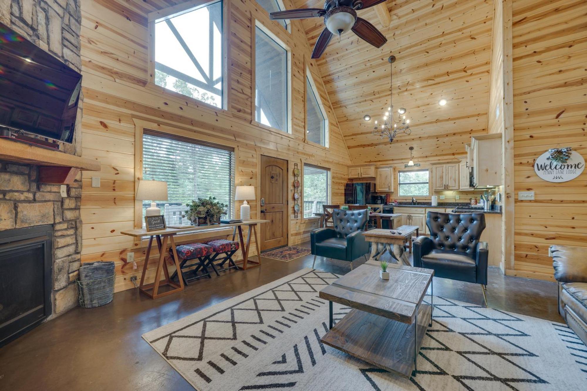 Penny Lane Lodge Broken Bow Cabin Less Than 6 Mi To Lake エクステリア 写真