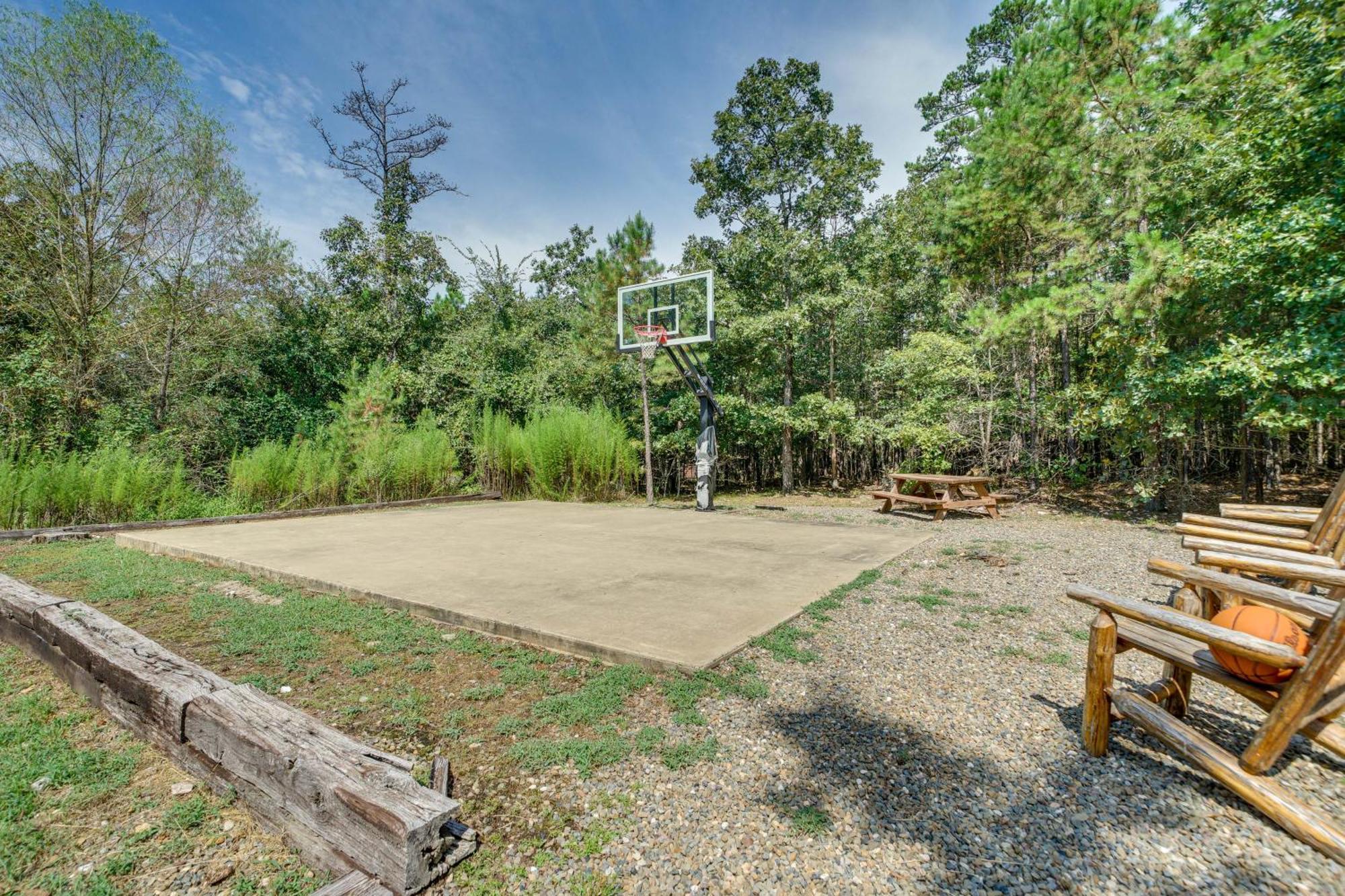 Penny Lane Lodge Broken Bow Cabin Less Than 6 Mi To Lake エクステリア 写真